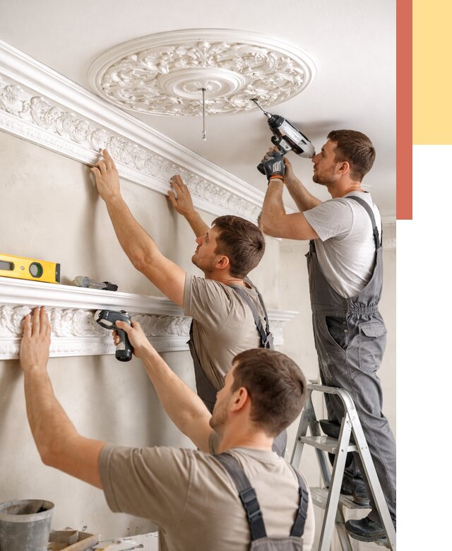 Монтаж лепнины на потолок в Южноуральске от 3500 руб. быстро и недорого | ОТДЕЛОЧНИК-Жрк